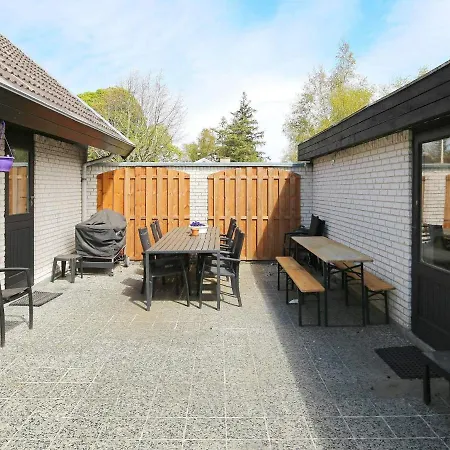 12 Person In V Ggerl Se Bøtø By