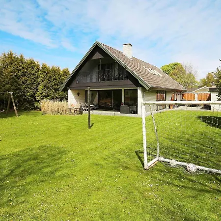 12 Person In V Ggerl Se Bøtø By